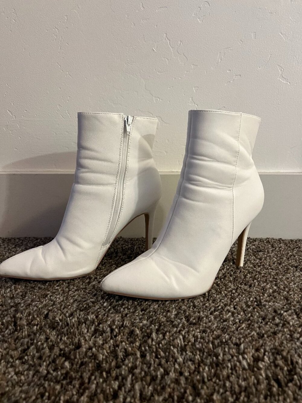 White pointed high heel booties - fit like size 8 (Women's)